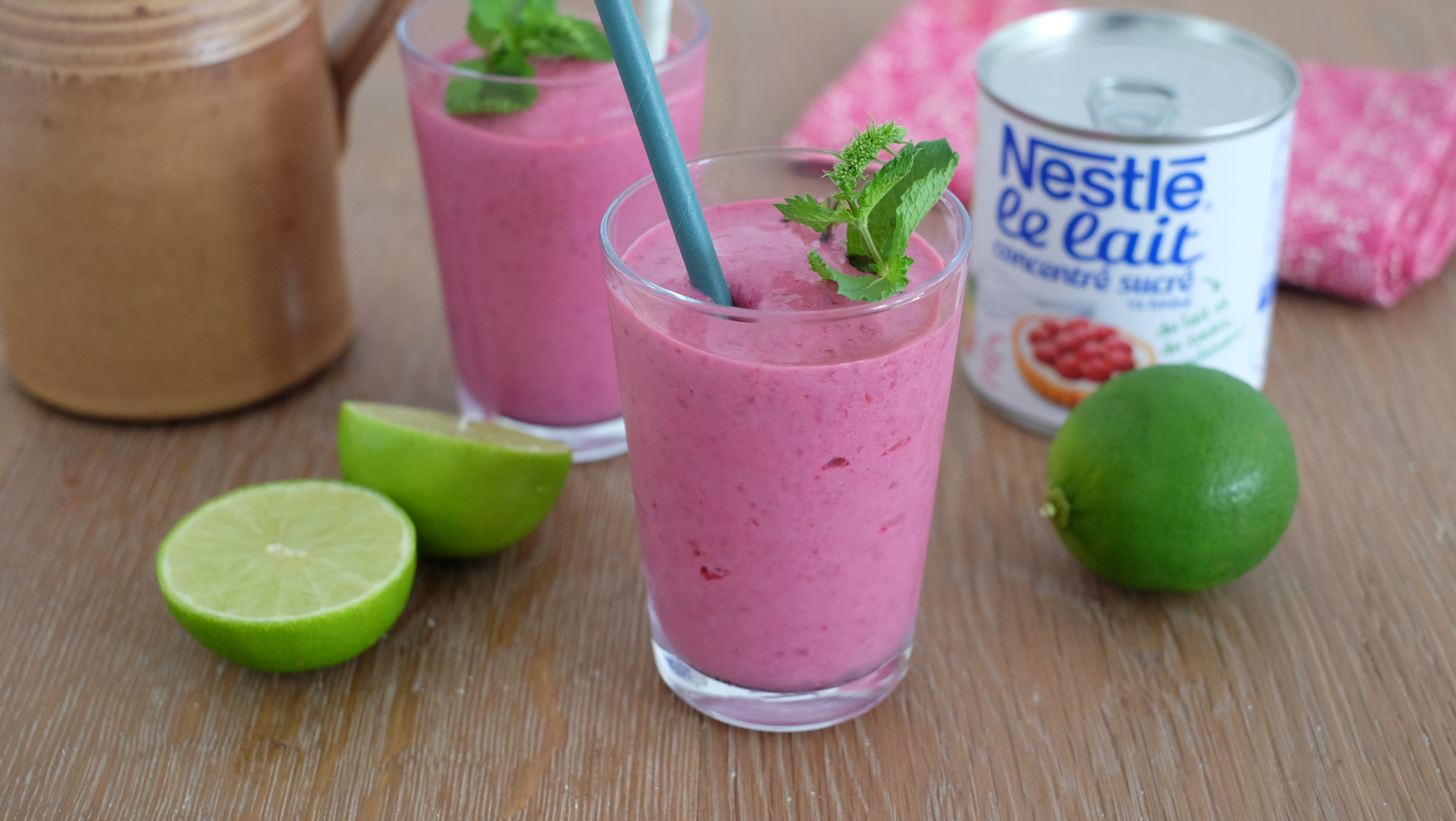 Smoothie fruits rouges citron vert