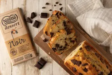 Gâteau au yaourt et pépites de chocolat noir