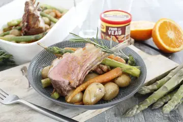 Carré d'agneau au romarin et petits légumes