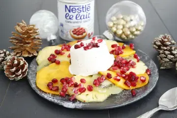 Carpaccio de fruits exotiques et glace à la noix de coco