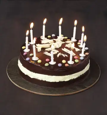 Gâteau d'anniversaire aux 2 chocolats et Smarties