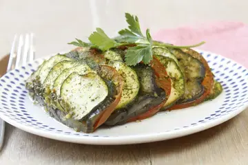 Tian de légumes ail persil
