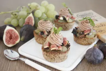 Croustillant de céréales aux fruits et chocolat praliné