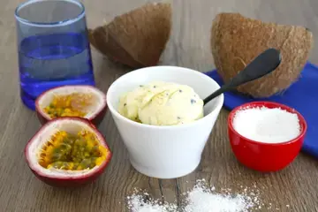 Glace coco passion au lait concentré