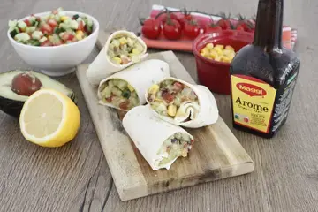 Taco salade avocat, haricots rouges et concombre