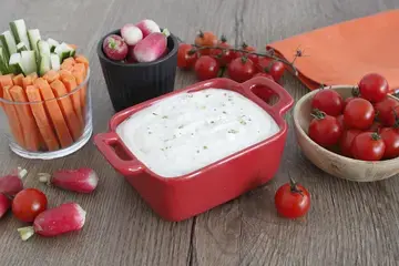 Sauce fromage blanc et légumes croquants