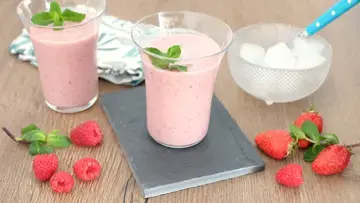 Cocktail menthe fruits rouges