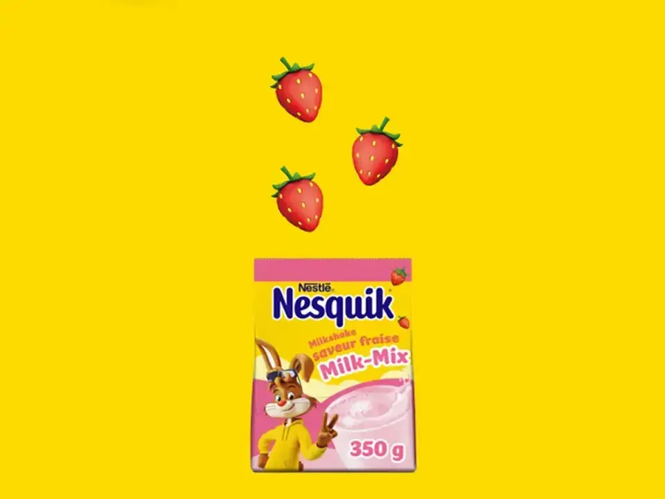 The packaging of the product Nesquick fraise with strawberries