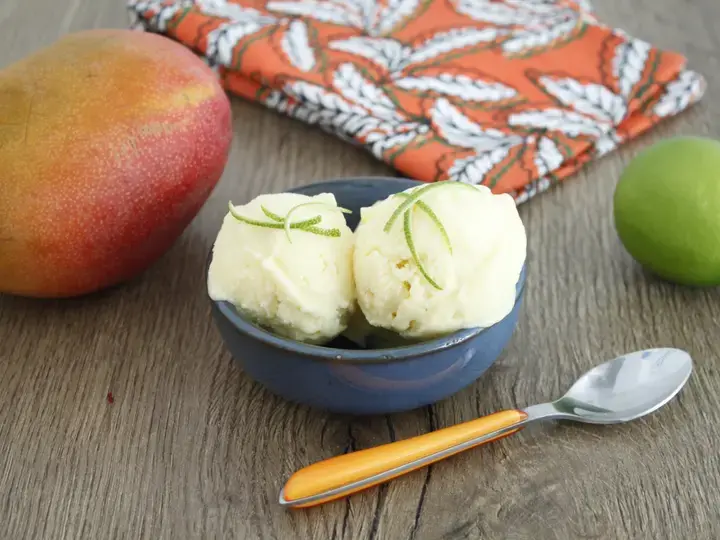 Crème glacée mangue citron vert