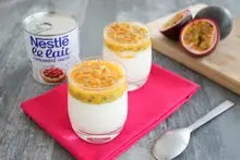 Panna cotta au lait concentré sucré et fruits de la passion