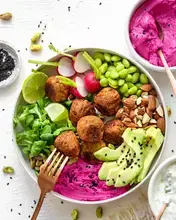 Poke bowl aux falafels