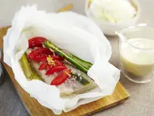 Papillotes de merlan aux asperges et aux zestes de citron