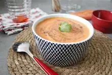 Soupe veloutée de carottes à la coriandre