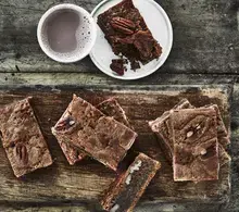 Brownie au chocolat praliné et noix de pecan Cake Factory