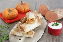 Nems de potiron, patate douce et sauce aux légumineuses à l'air fryer