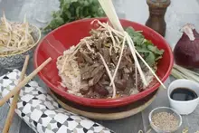 Salade de bœuf au riz Thaï