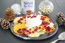 Carpaccio de fruits exotiques et glace à la noix de coco et lait concentré