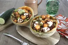 Melon garnis quinoa mozzarella fèves concombre à l'Arome