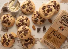 Cookies à la poudre d'amandes et aux pépites de chocolat noir
