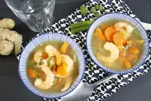 Soupe thaï aux crevettes