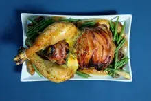 Chapon de Noël au lard fumé