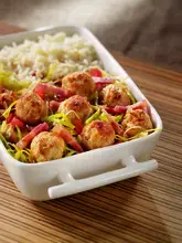 Boulettes de poulet aux allumettes et poireaux