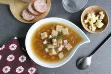 Soupe à l'oignon à la francomtoise