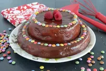 Gâteau de fête Chocolat caramel SMARTIES Companion