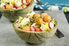 Melon garni mozzarella jambon sucrine