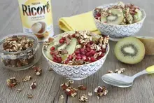 Skyr aux fruits et granola à la Ricoré
