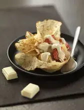 Aumônière poire, banane, fraise et chocolat blanc