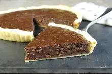 Tarte au pralin et chocolat