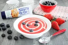 Soupe de fruits rouges et lait concentré