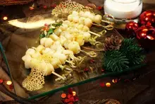 Brochettes de pétoncle, crème citronnée