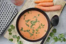 Soupe à la carotte et au lait de coco