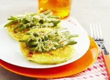 Galettes de purée aux saucisses et haricots verts