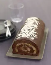 Roulé au chocolat et poires pochées à la vanille