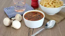 Sauce tomates aux champignons et lardons