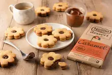 Sablés fleur coeur de chocolat caramel