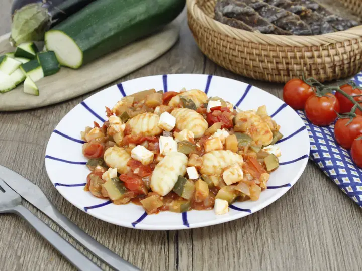 Gnocchi aux légumes et feta